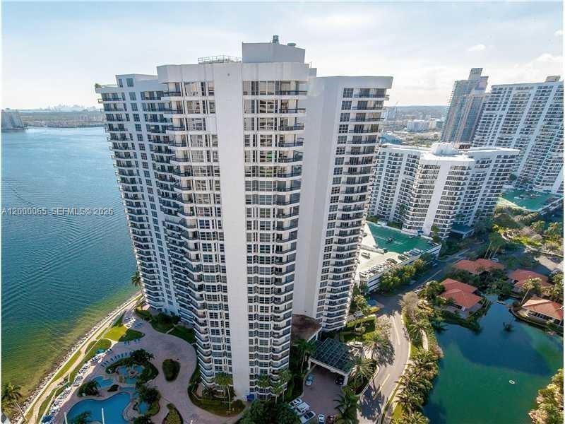 MYSTIC POINTE CONDO NO TH - Residential
