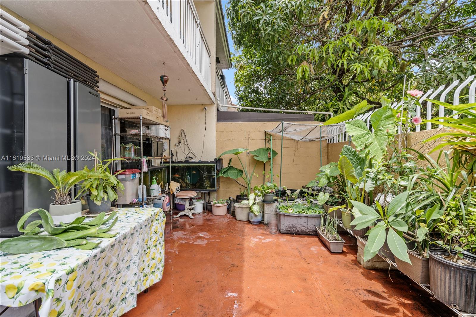 EAST VISTA CONDO - Residential