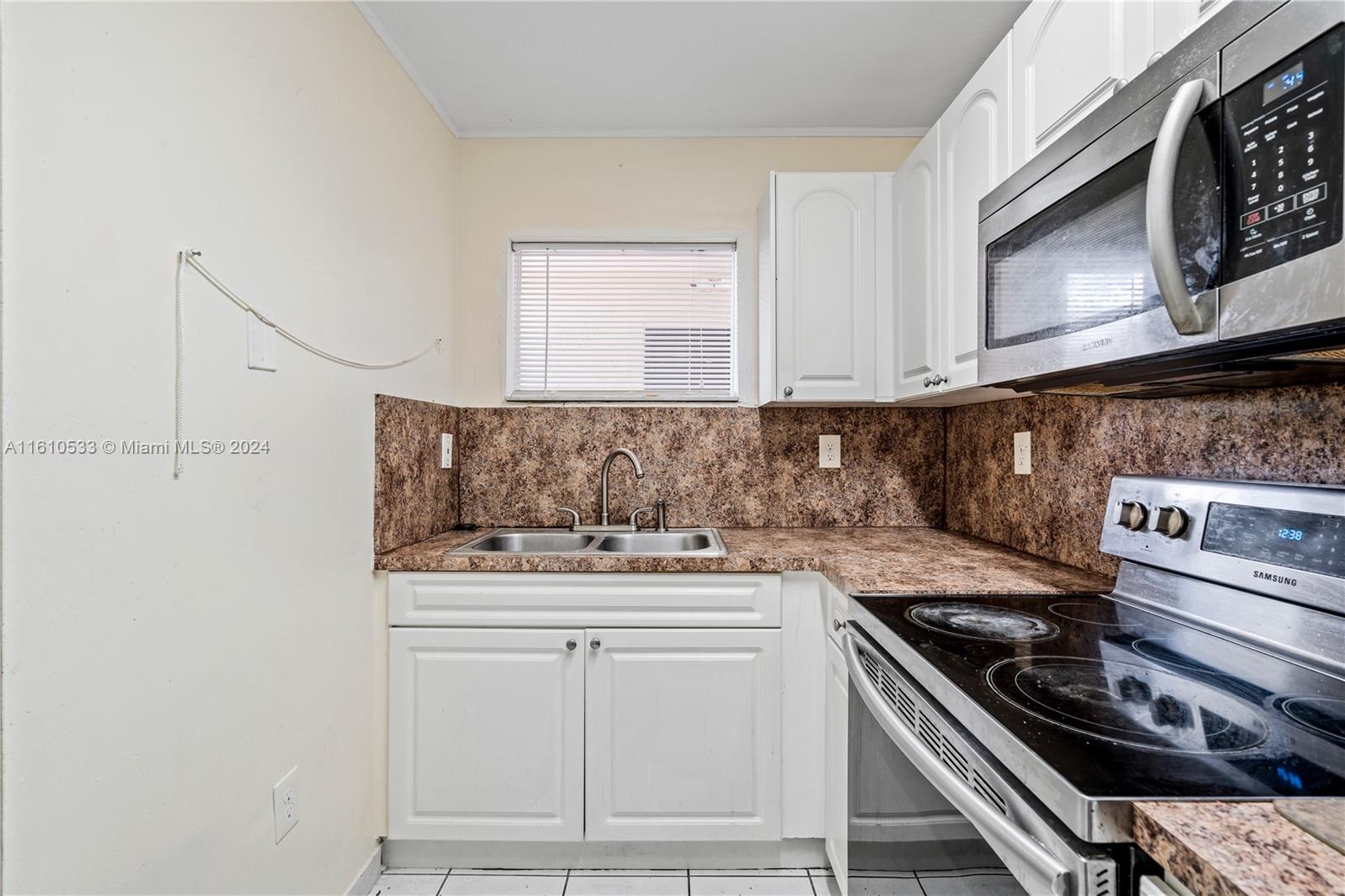 EAST VISTA CONDO - Residential