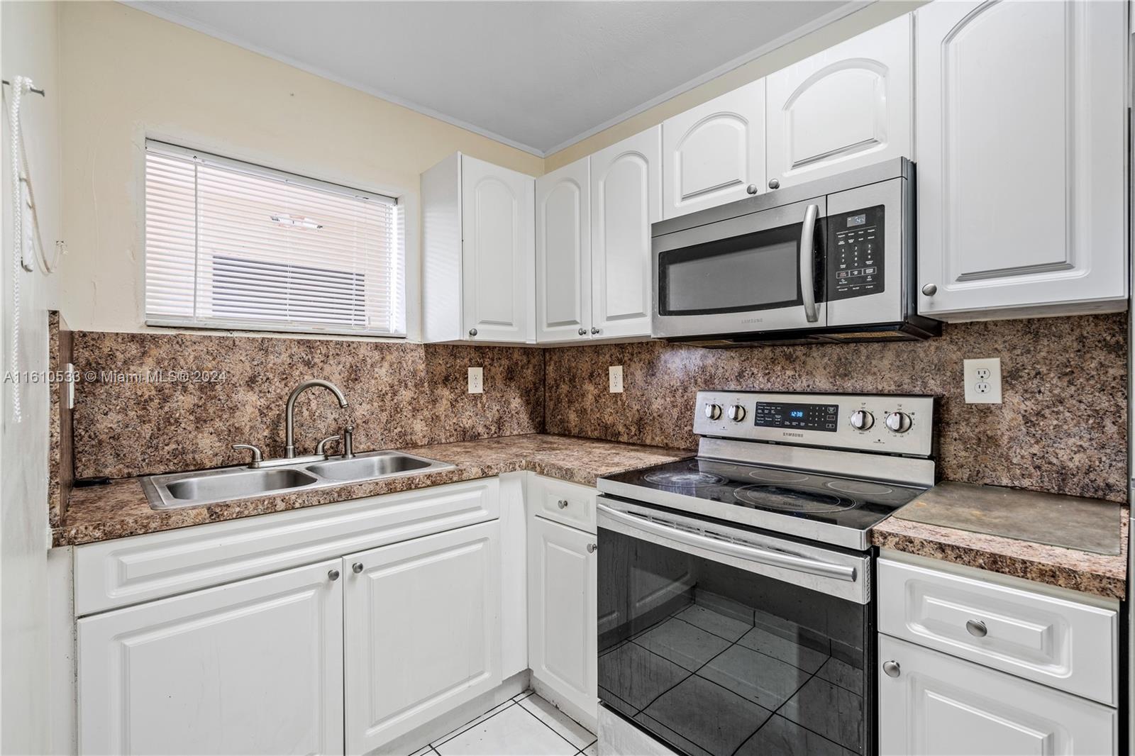 EAST VISTA CONDO - Residential