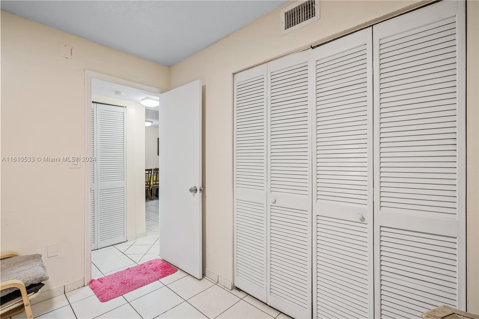 EAST VISTA CONDO - Residential