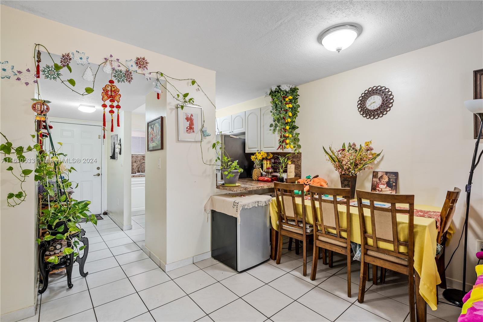 EAST VISTA CONDO - Residential