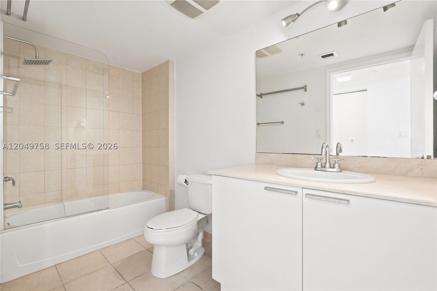 LA PERLA CONDO - Residential