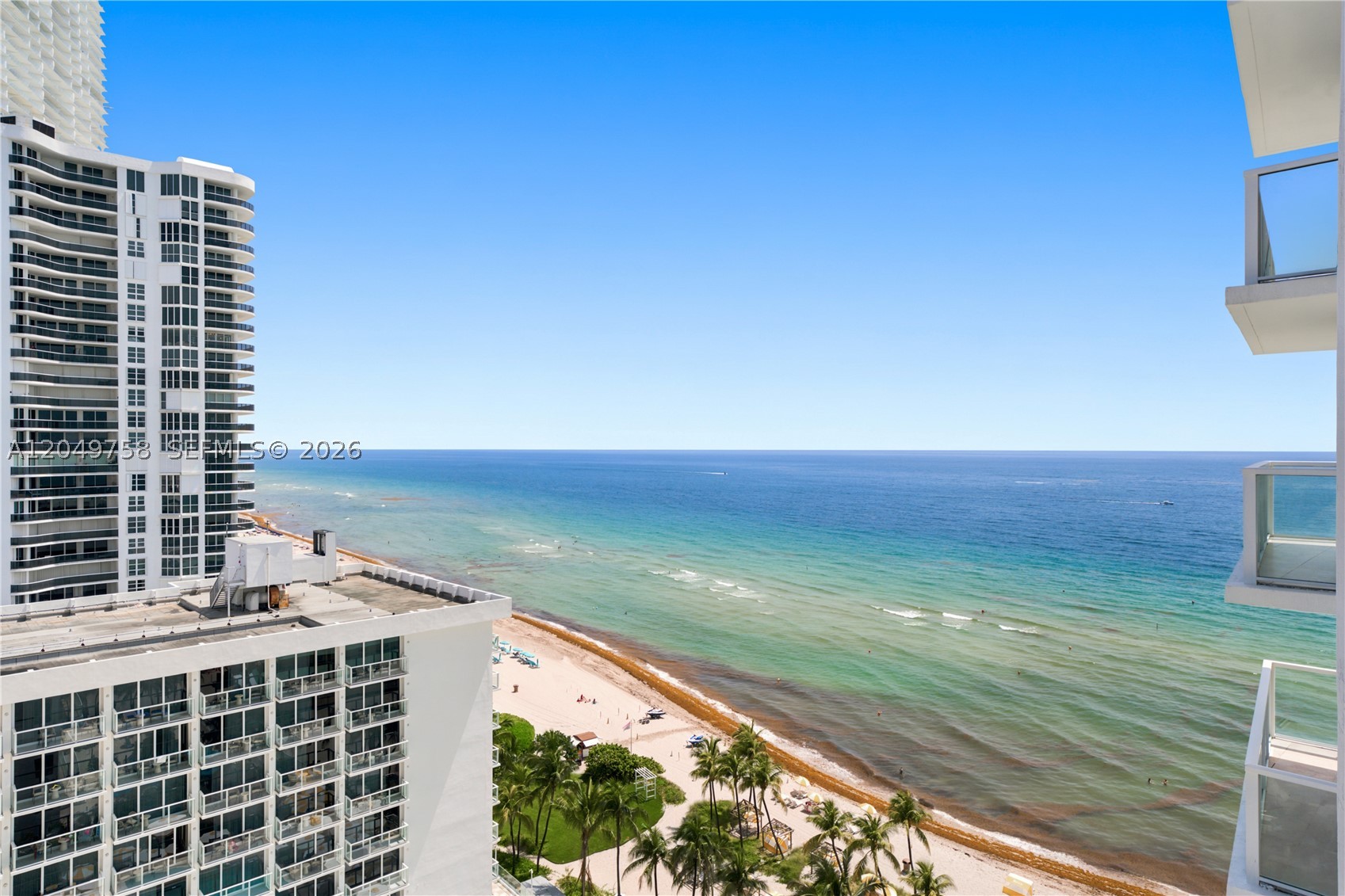 LA PERLA CONDO - Residential