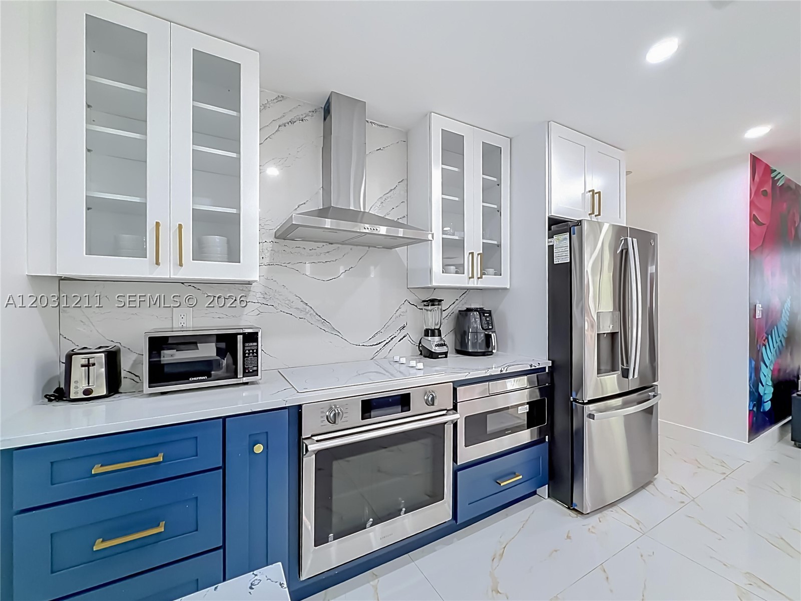 MIDDLE RIVER MANOR - Residential