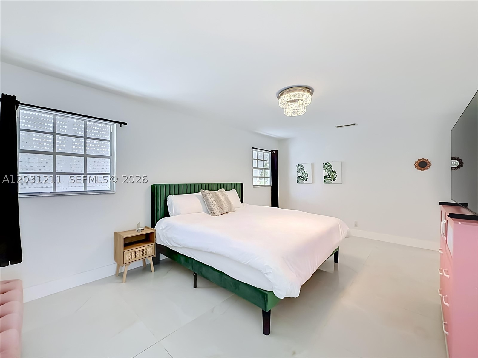 MIDDLE RIVER MANOR - Residential