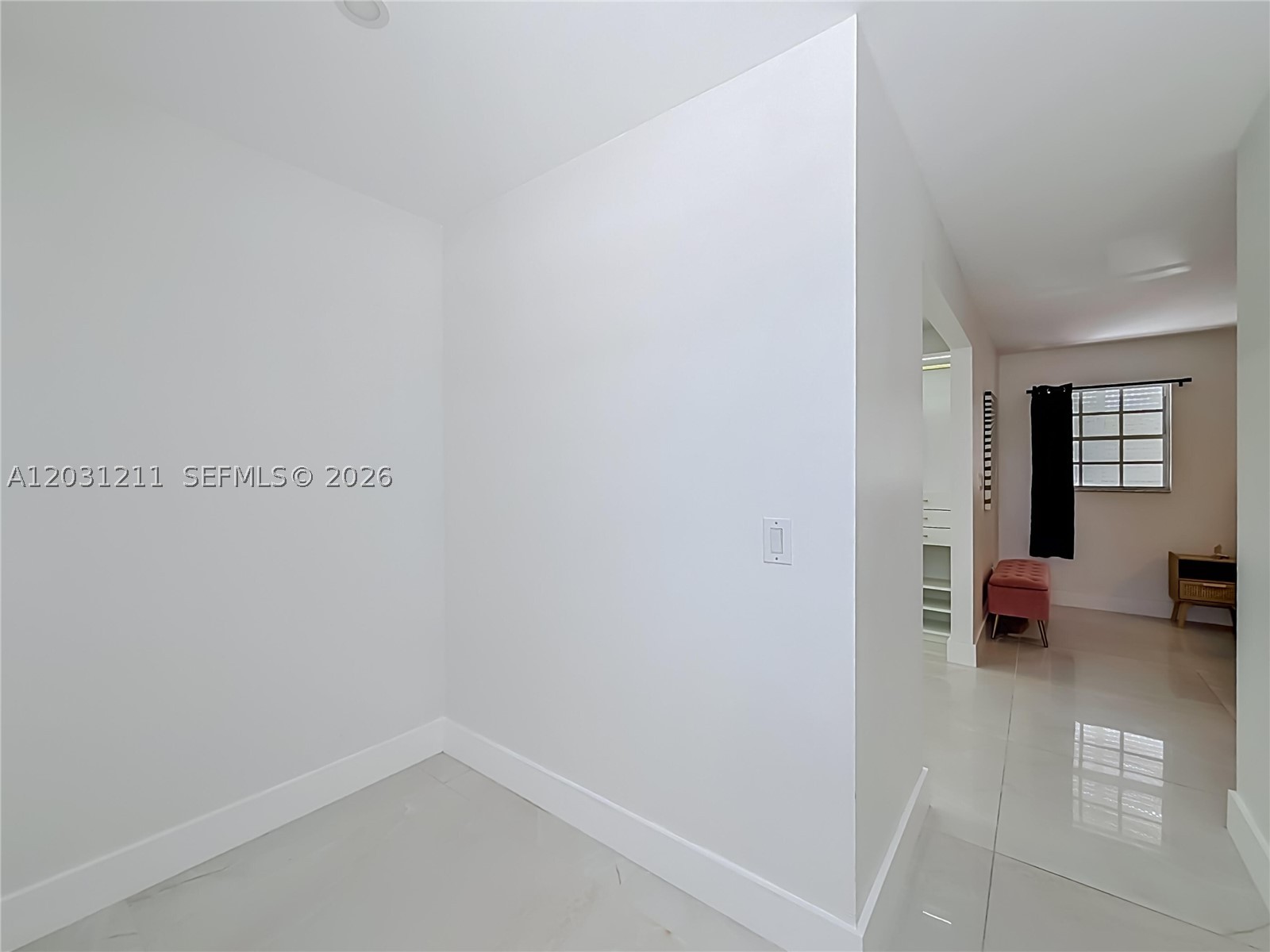 MIDDLE RIVER MANOR - Residential