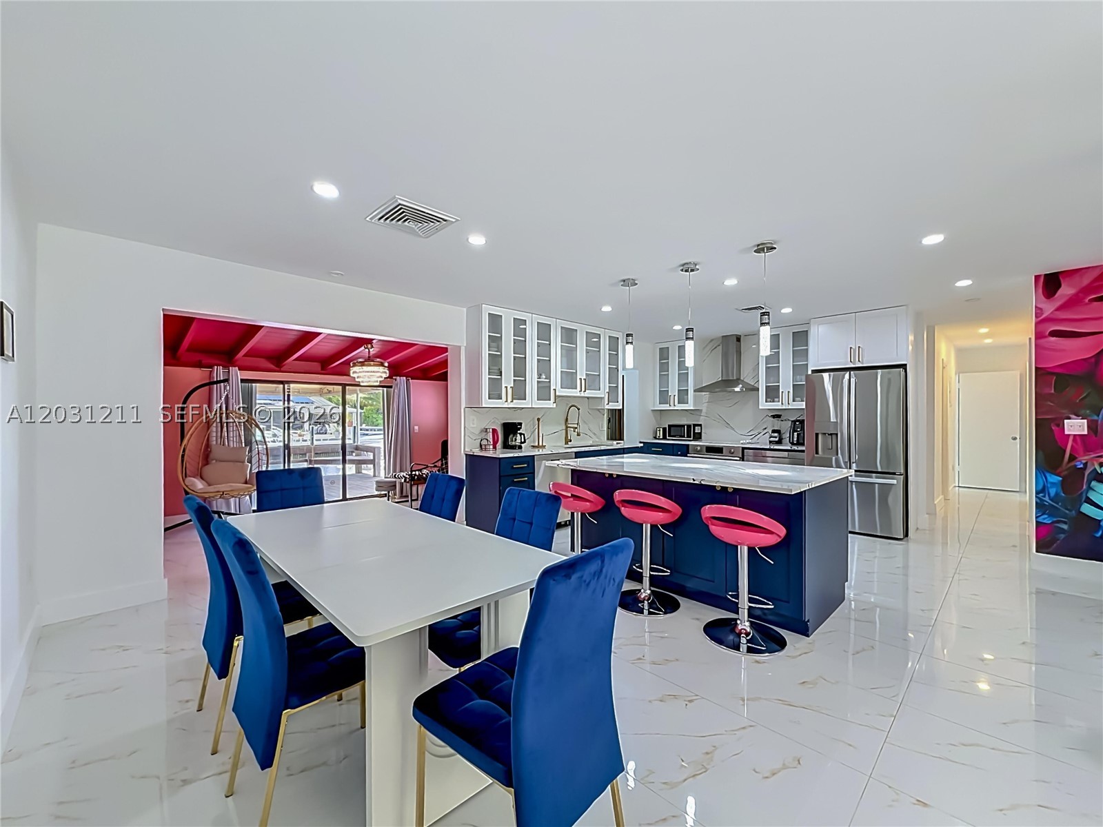 MIDDLE RIVER MANOR - Residential