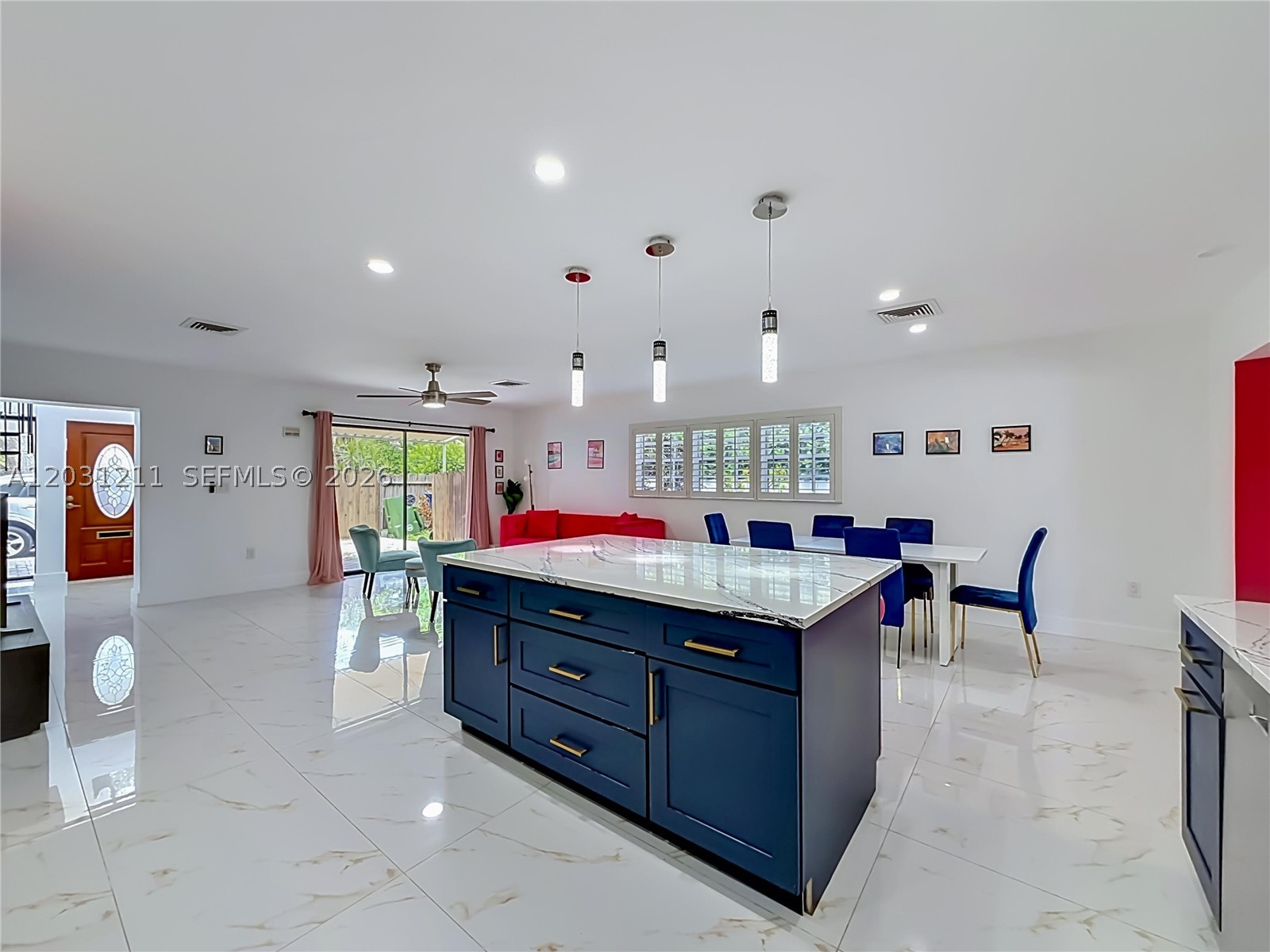MIDDLE RIVER MANOR - Residential
