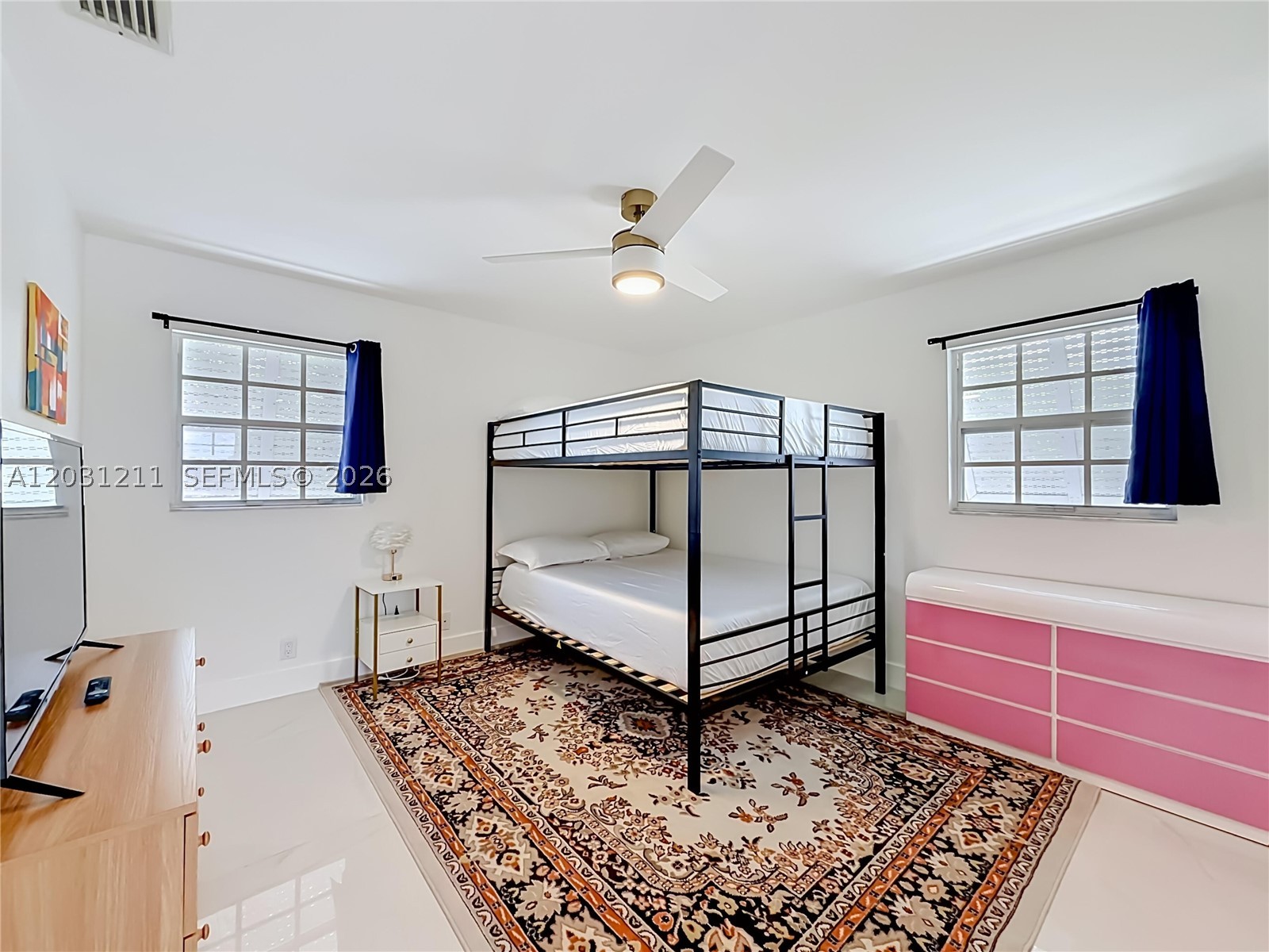 MIDDLE RIVER MANOR - Residential