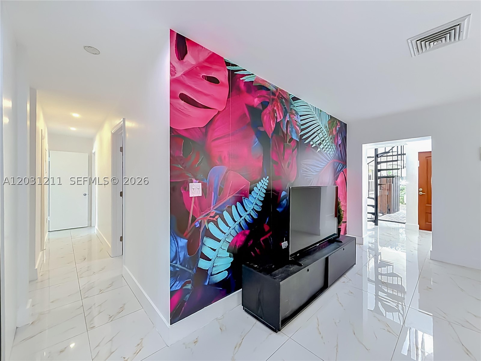 MIDDLE RIVER MANOR - Residential