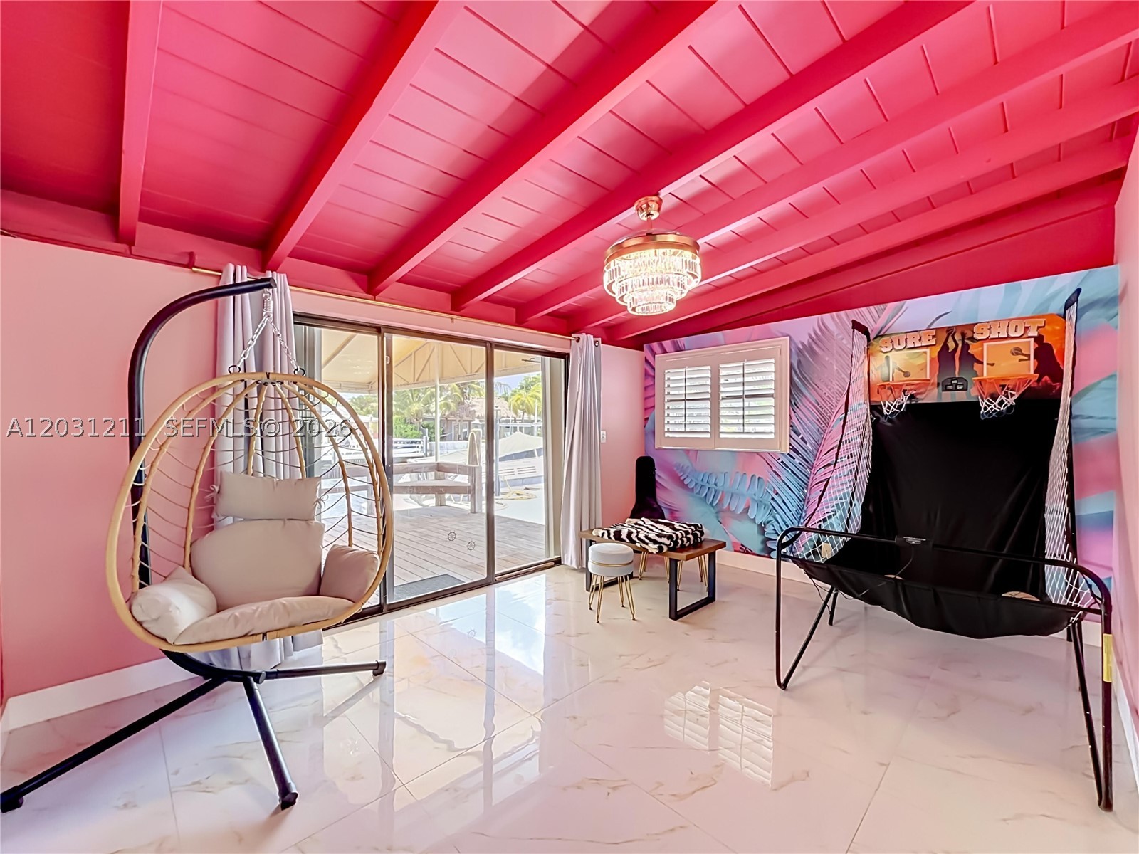 MIDDLE RIVER MANOR - Residential