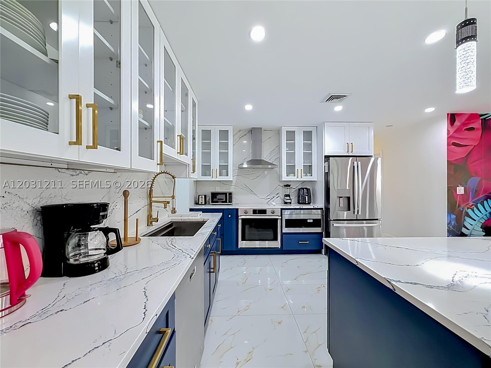 MIDDLE RIVER MANOR - Residential