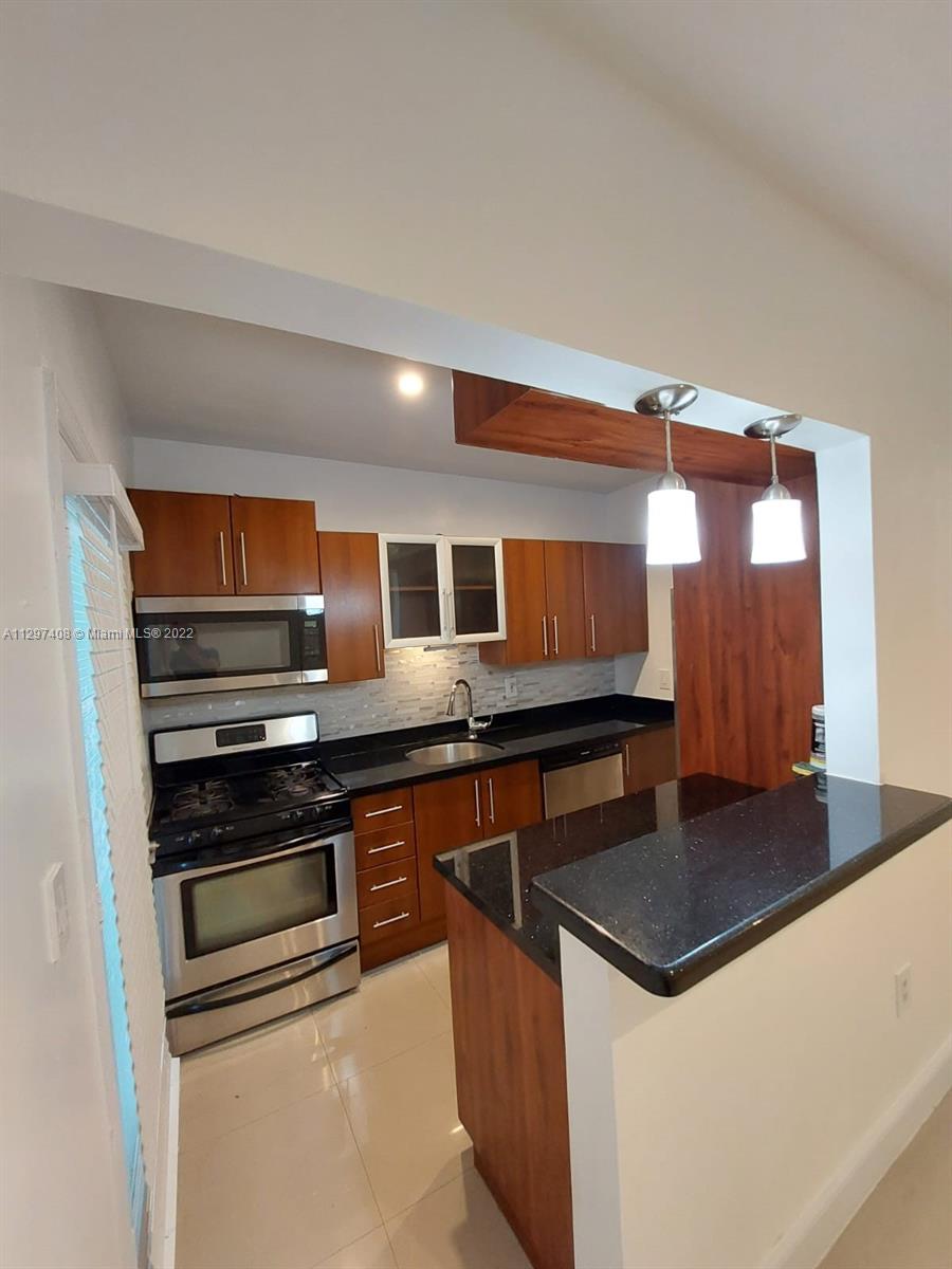 BEACHCOMBER OF NOBE CONDO - Residential Lease