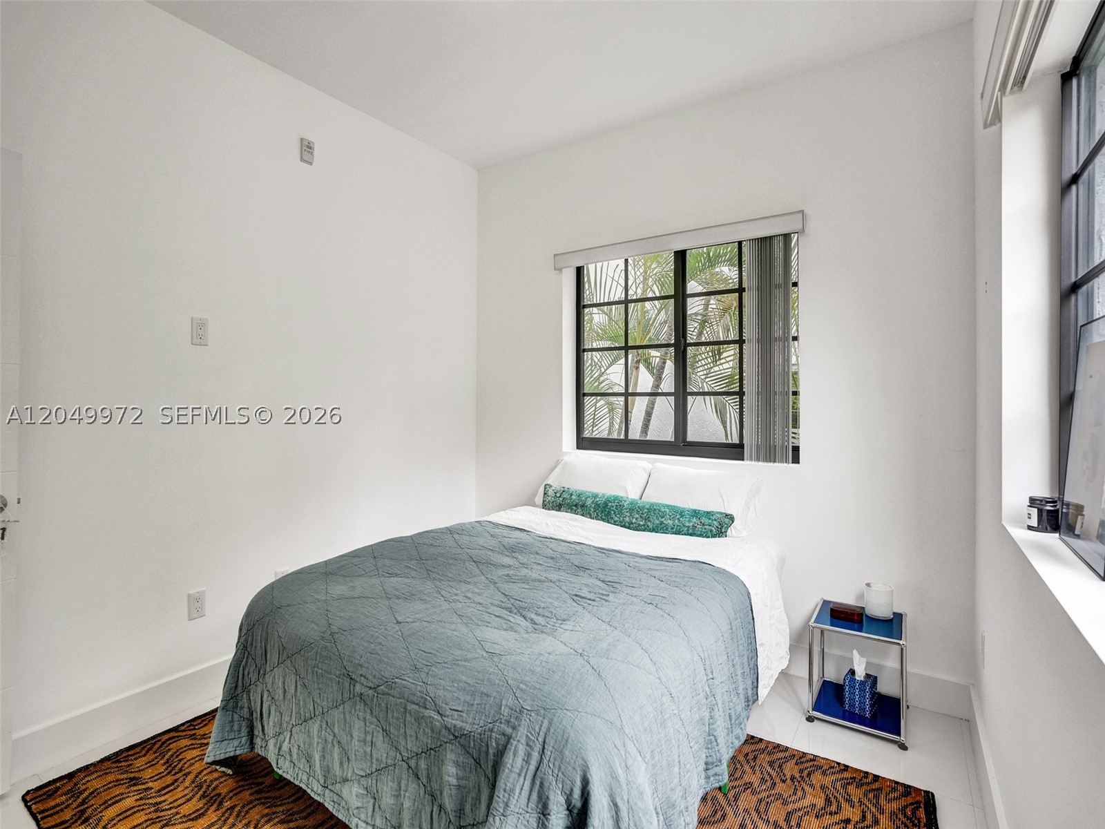 CORAL GABLES SEC K - Residential Lease