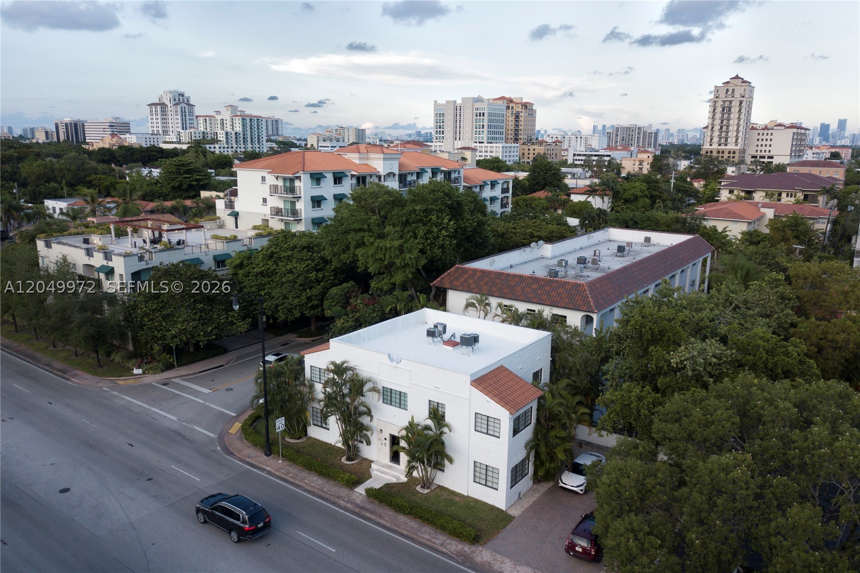 CORAL GABLES SEC K - Residential Lease