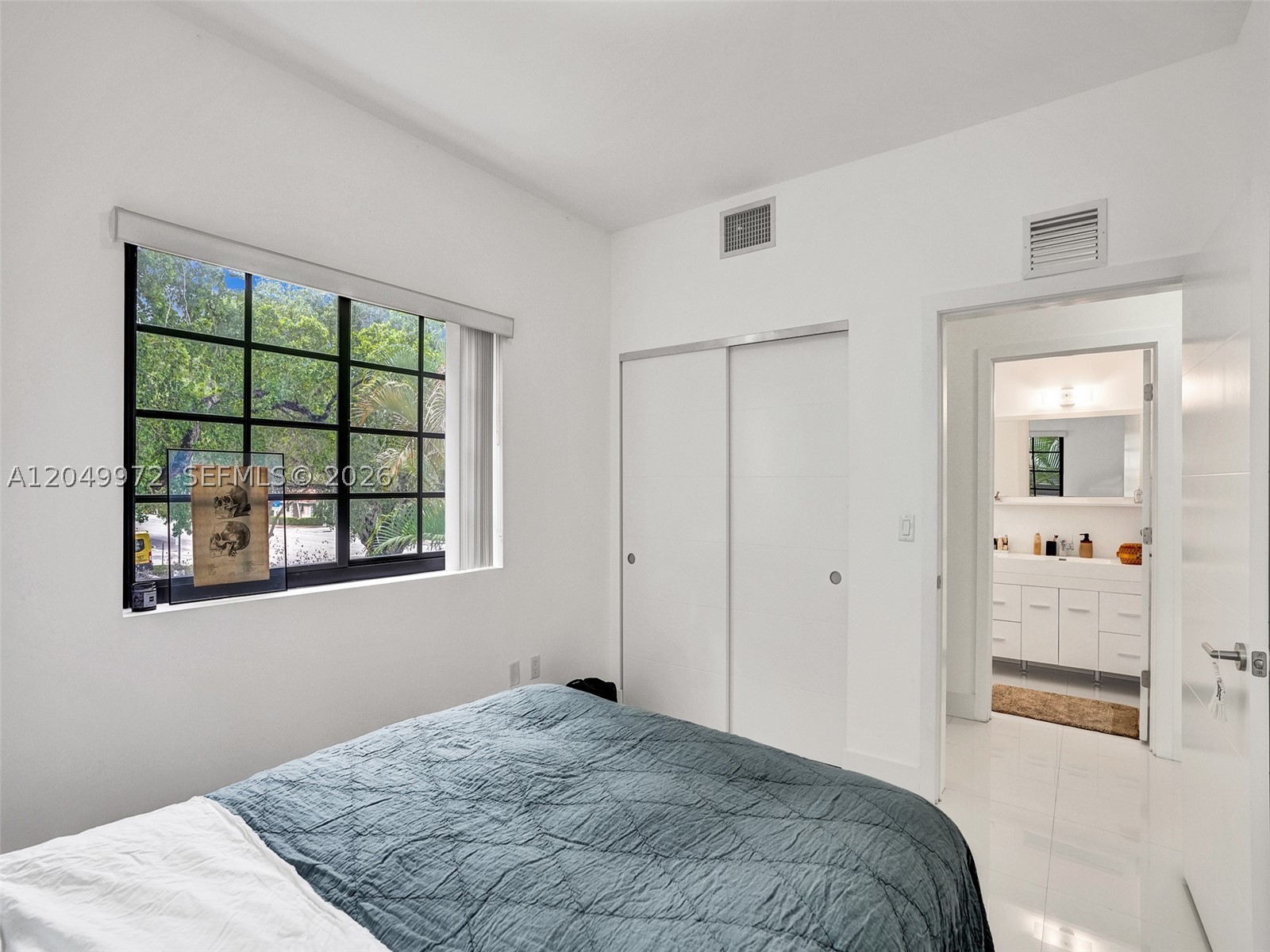 CORAL GABLES SEC K - Residential Lease