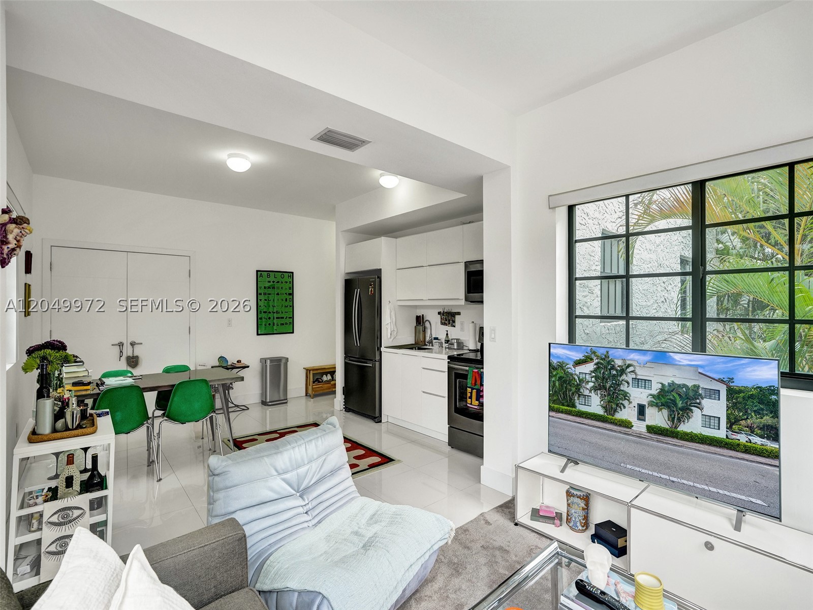 CORAL GABLES SEC K - Residential Lease