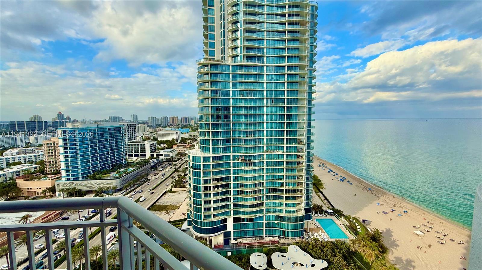 Bright and Spacious 1-bedroom, 1-bathroom unit. Perfect vacation property and investment. Ocean Point is centrally located in Sunny Isles at walking steps from groceries, restaurants, banks, shopping and parks. Washer/Dryer inside the unit. Amenities include a grand lobby with bar and restaurant, beauty salon, spa, fitness center with sauna and steam room, pool with 2 Jacuzzis, pool bar and beach service. Condo fee includes all utilities (electricity, water, cable, internet) 1-2 Weeks Approval.