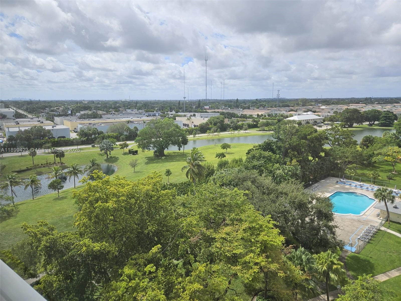 HILLCREST EAST NO 24 COND - Residential
