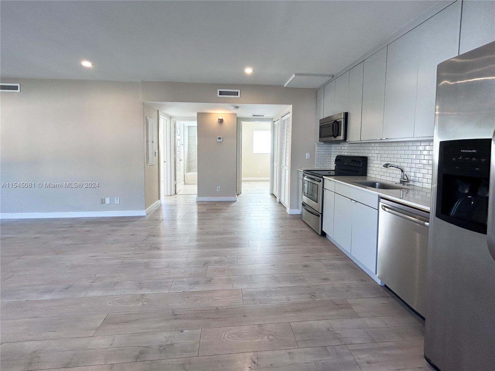 CORAL RIDGE GALT ADD - Residential Lease
