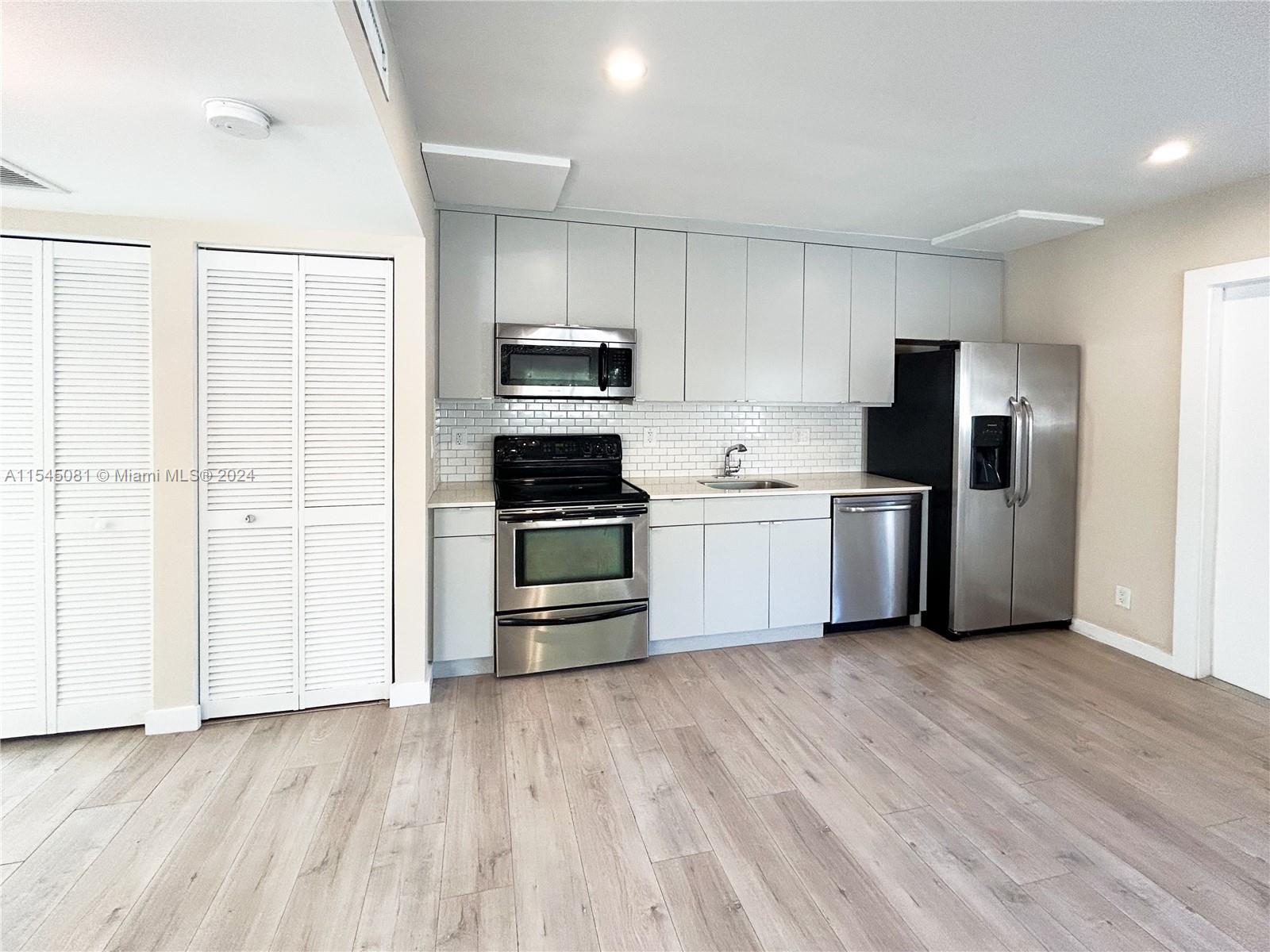 CORAL RIDGE GALT ADD - Residential Lease