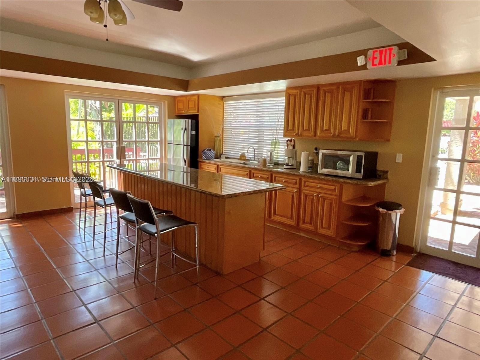 VILLAS DE VENEZIA CONDO - Residential