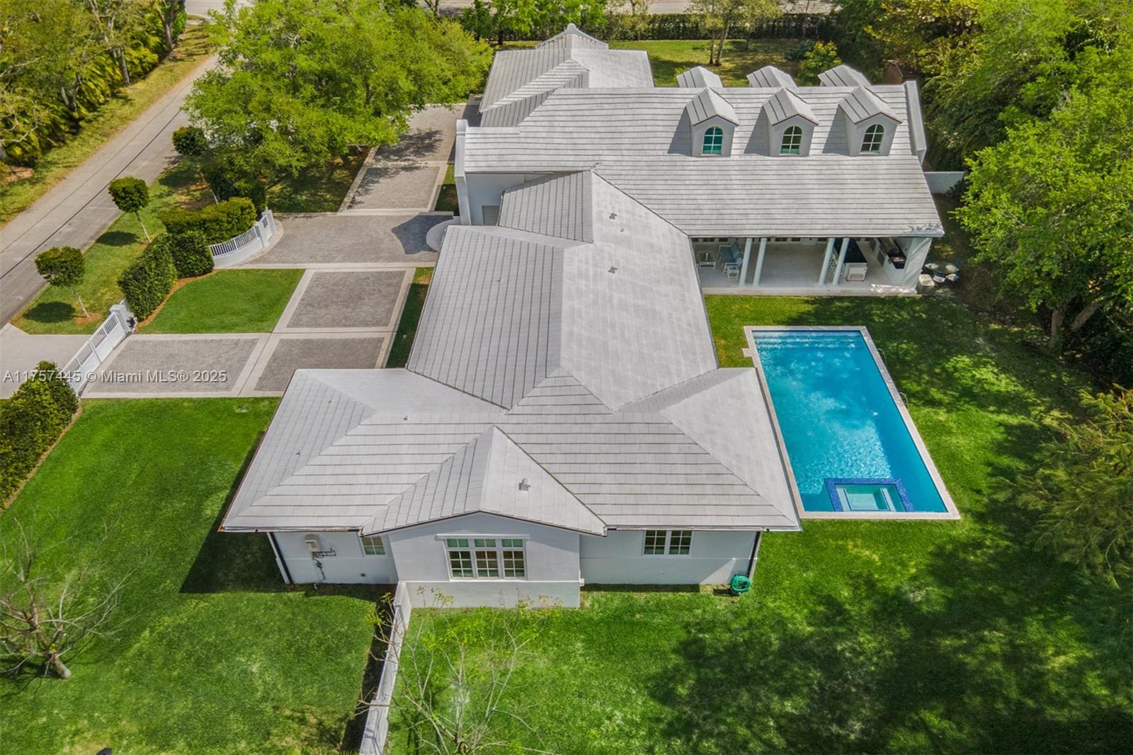 MARTIN BROTHERS HOMES - Residential