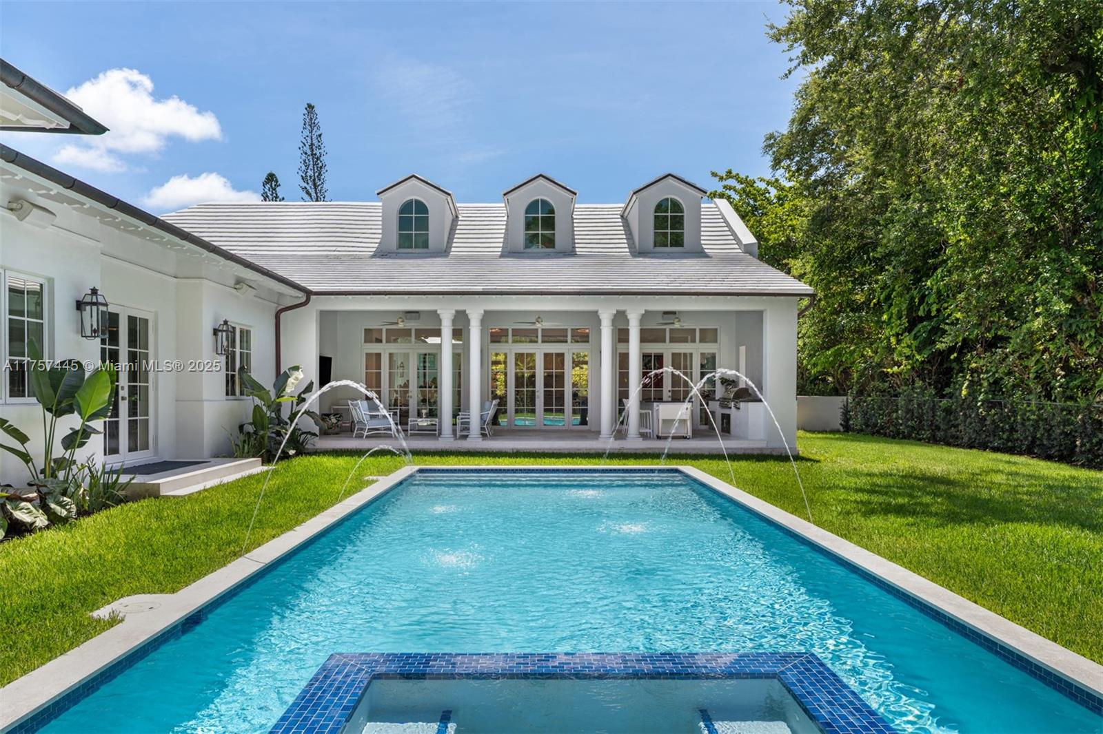 MARTIN BROTHERS HOMES - Residential
