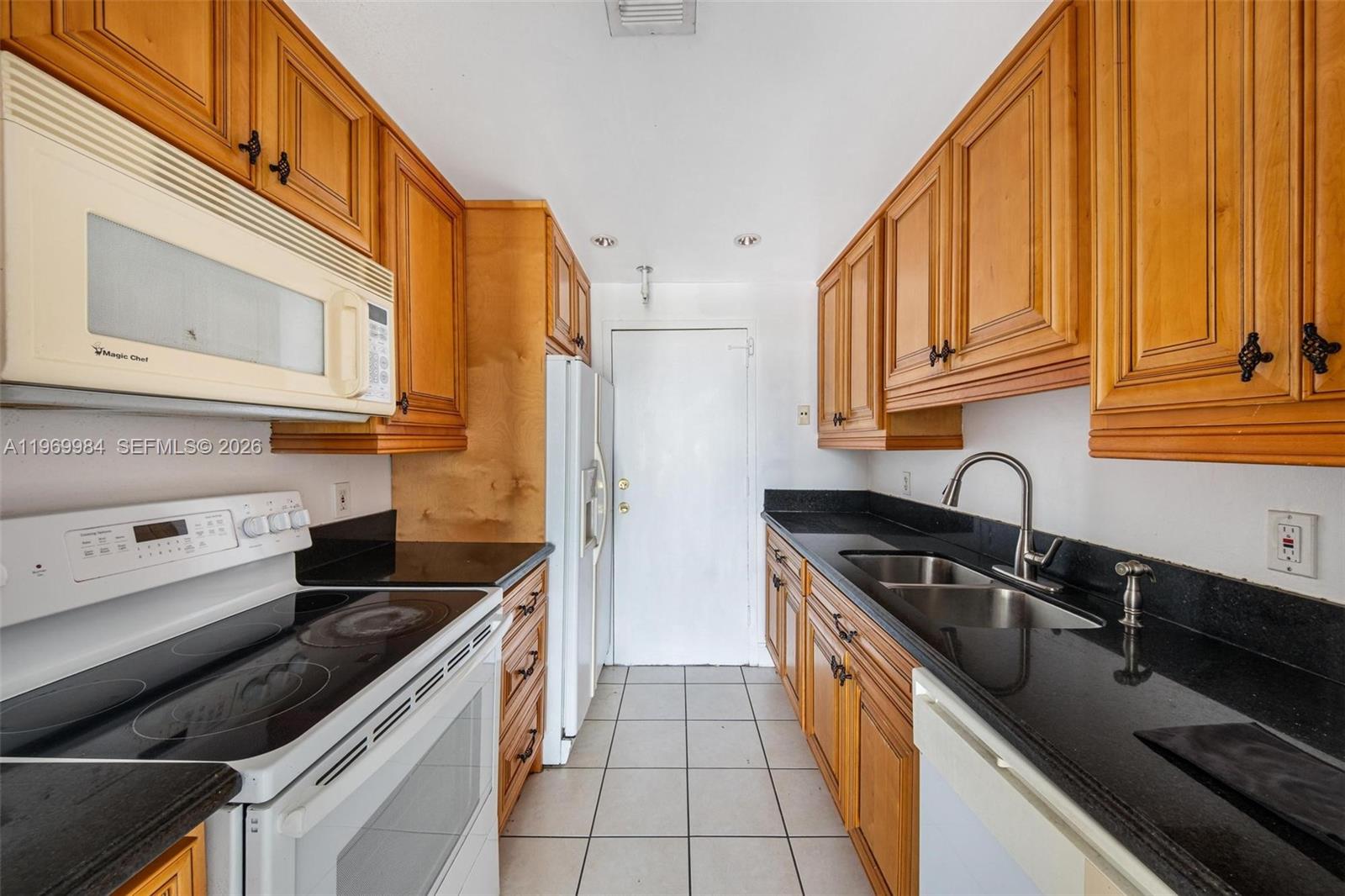 VECINO DEL MAR CONDO - Residential
