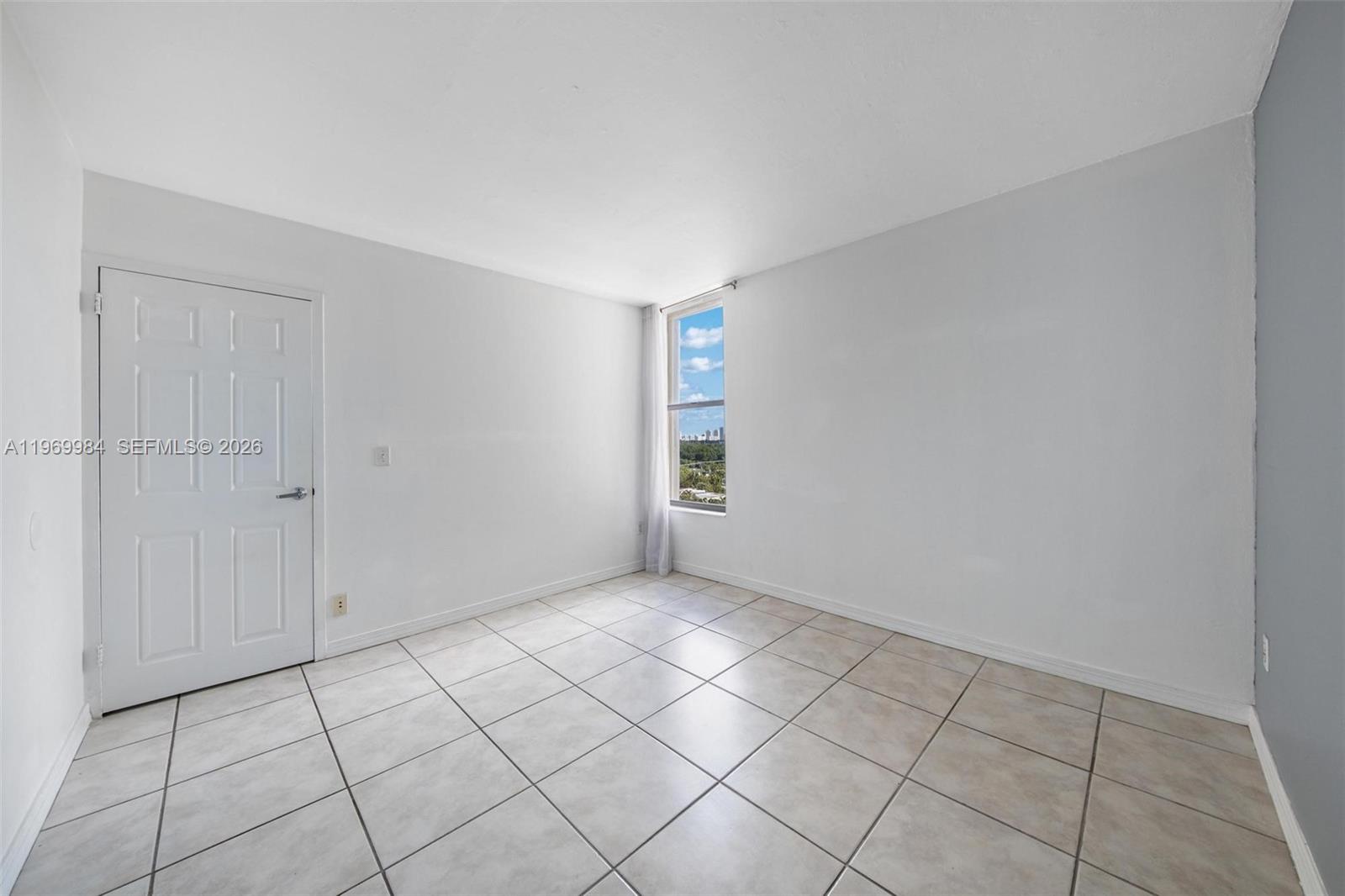 VECINO DEL MAR CONDO - Residential