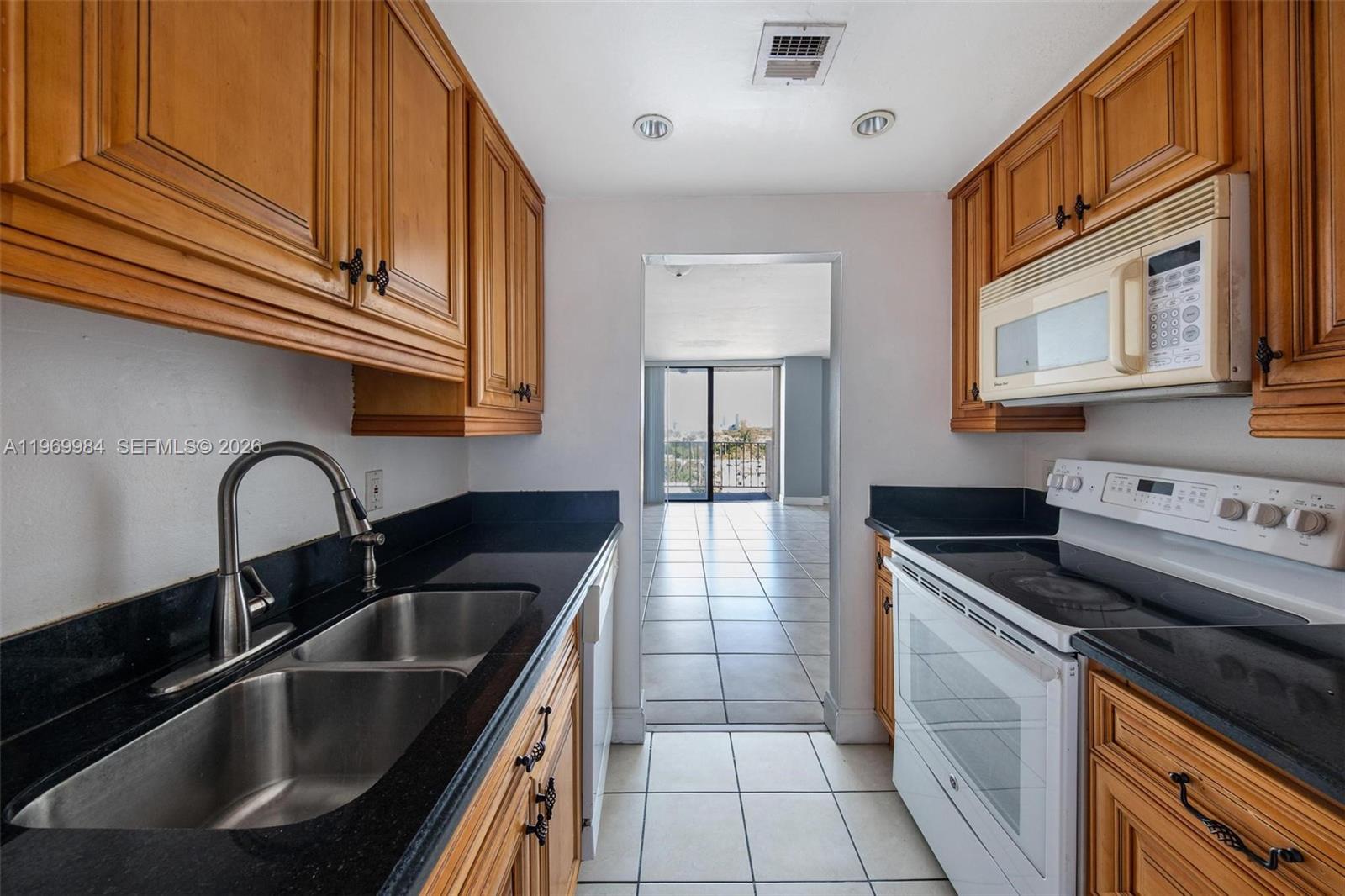VECINO DEL MAR CONDO - Residential