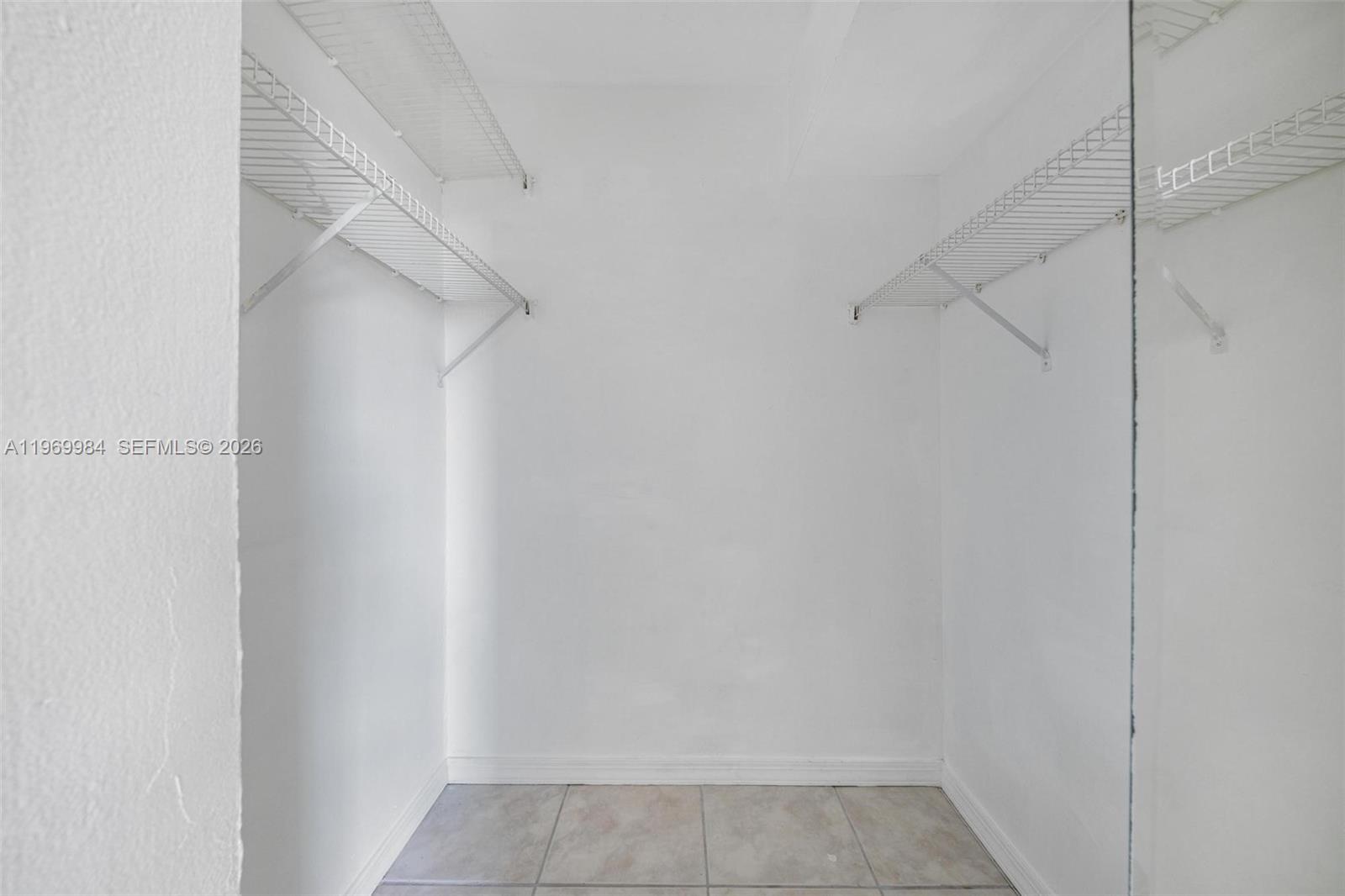 VECINO DEL MAR CONDO - Residential