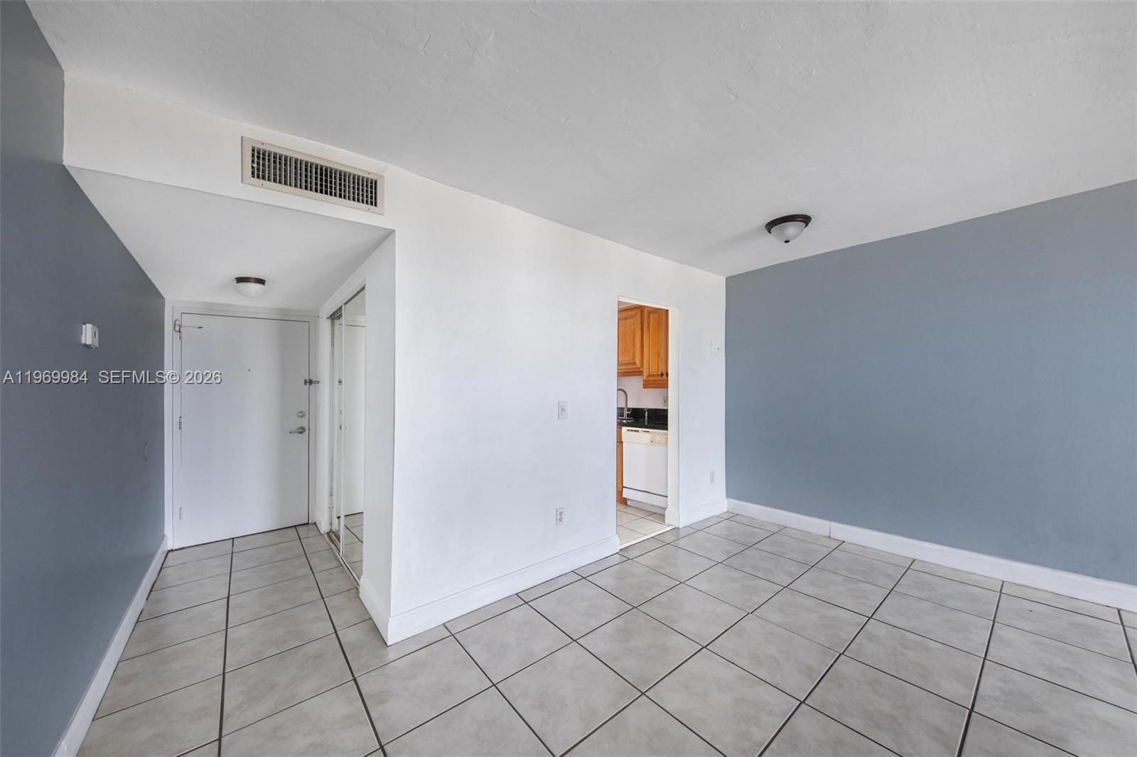VECINO DEL MAR CONDO - Residential
