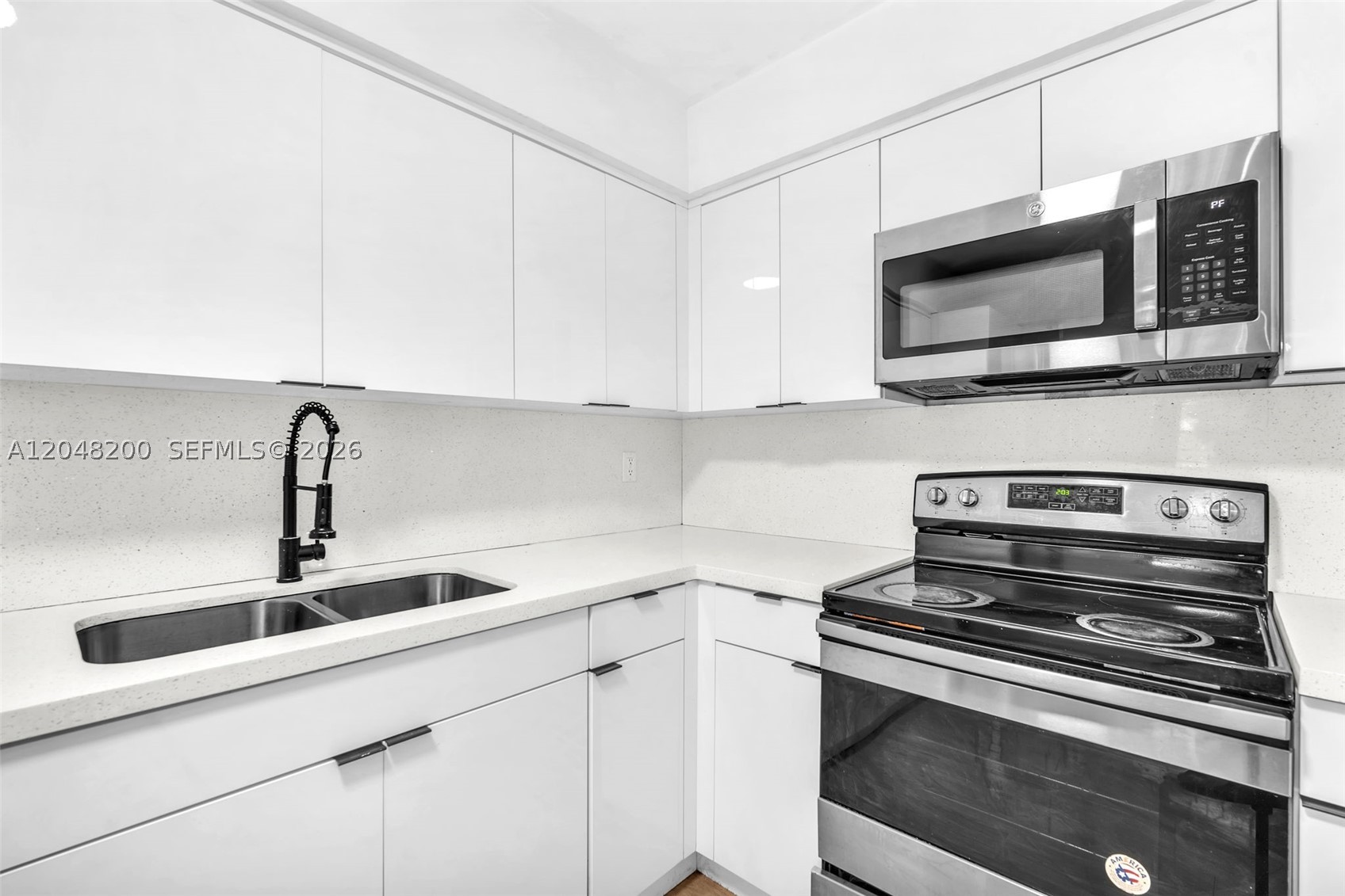 SPRINGBANK PARK - Residential