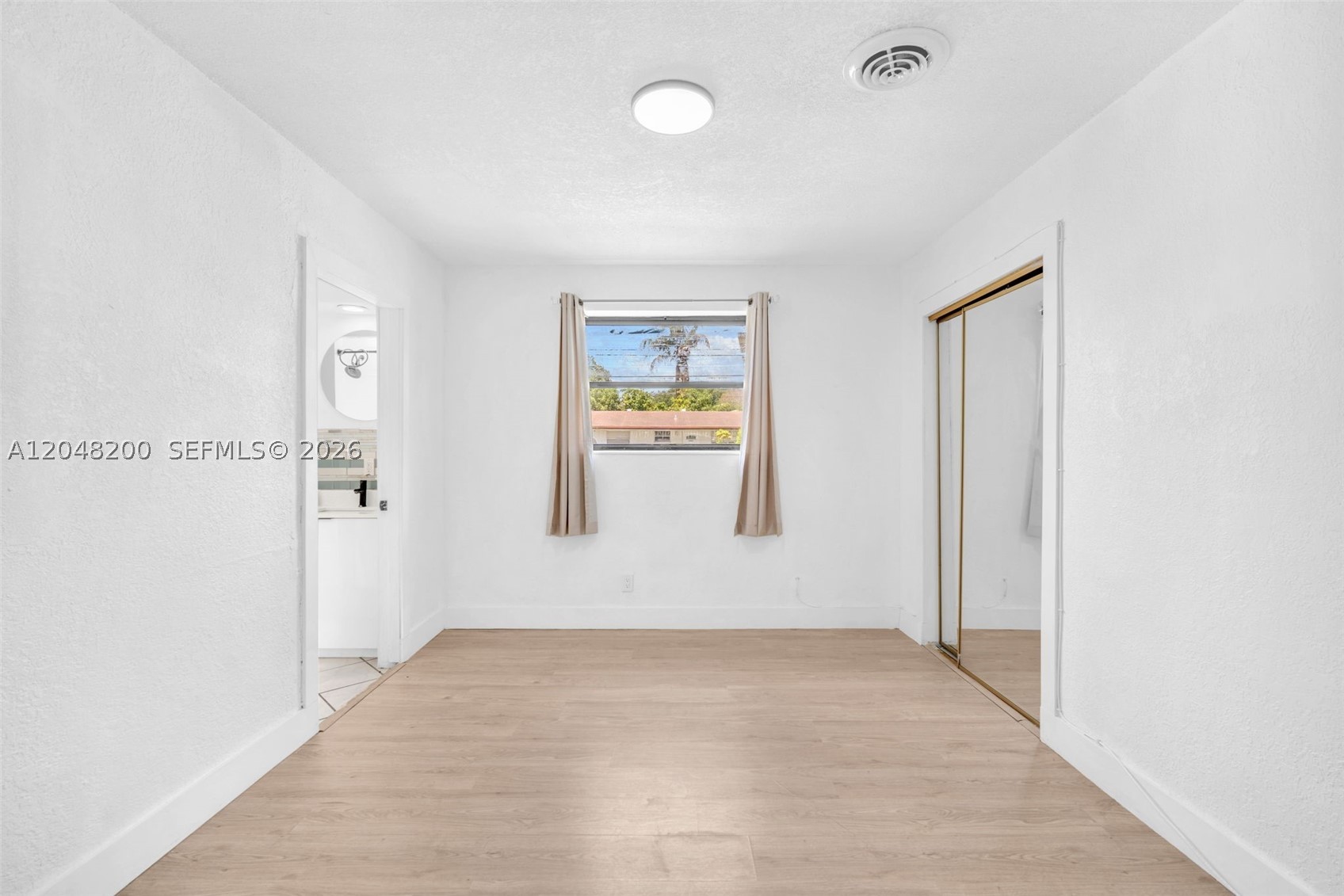 SPRINGBANK PARK - Residential