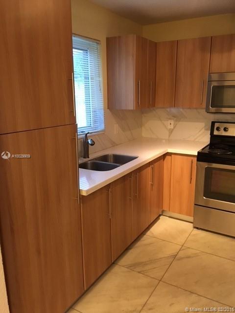 IRONS MANOR 2ND ADDN - Residential