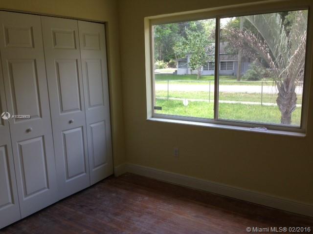 IRONS MANOR 2ND ADDN - Residential