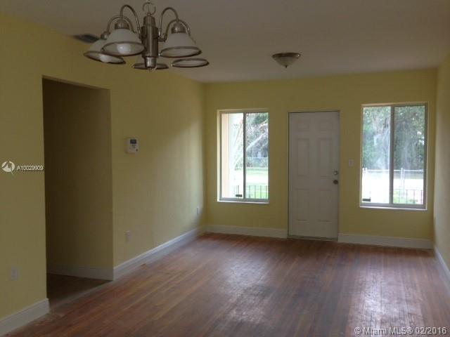 IRONS MANOR 2ND ADDN - Residential