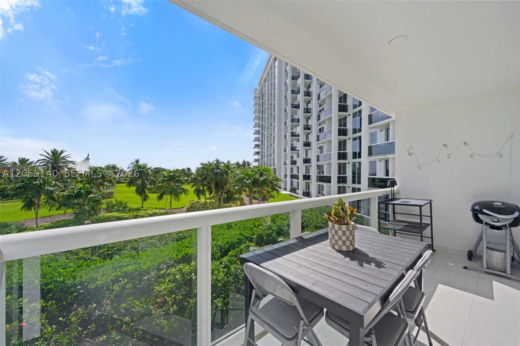 HARBOUR HOUSE - Residential