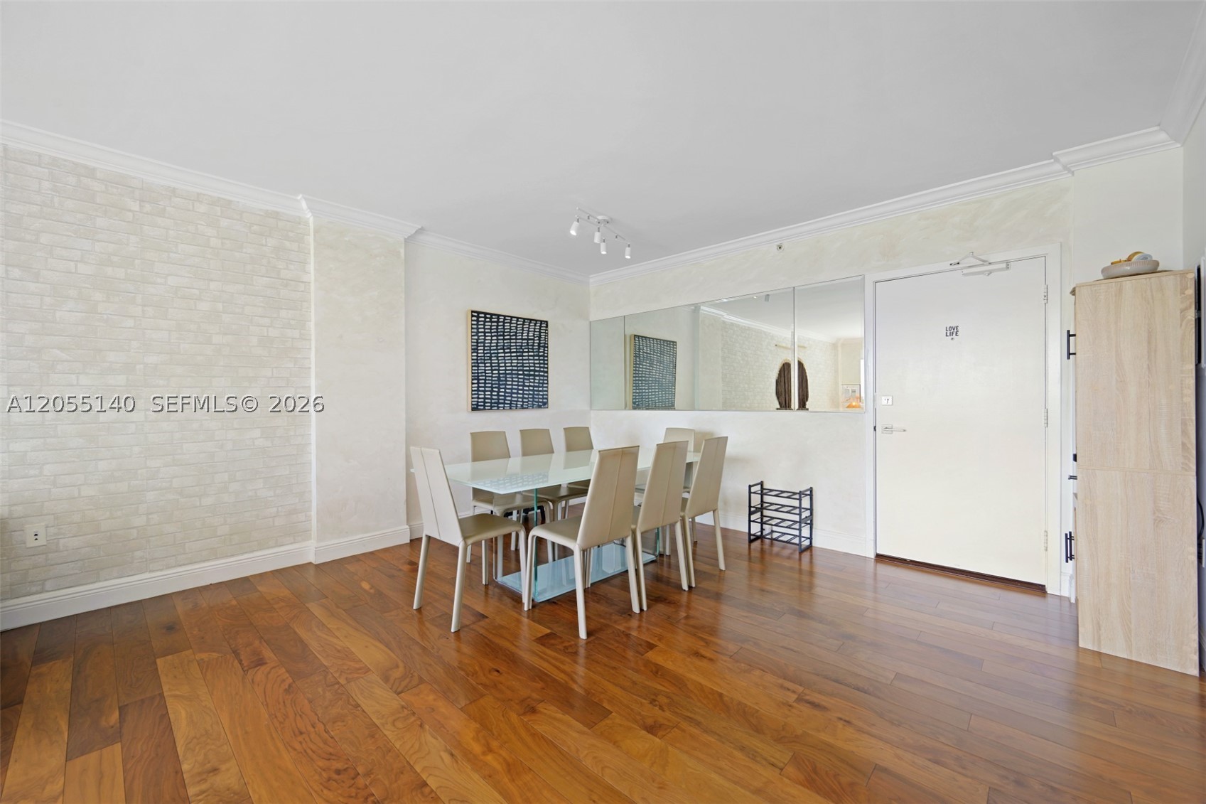 HARBOUR HOUSE - Residential
