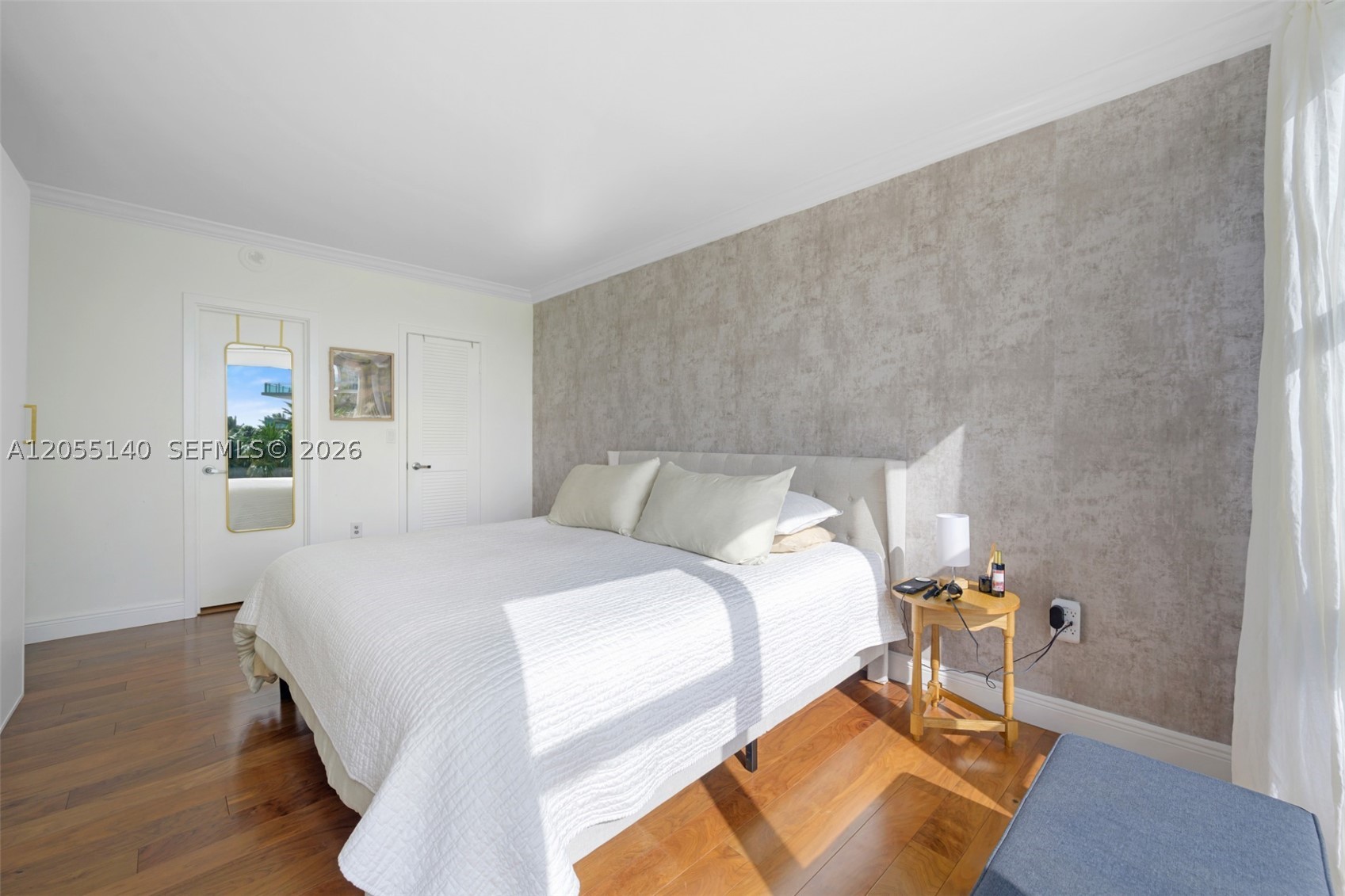 HARBOUR HOUSE - Residential