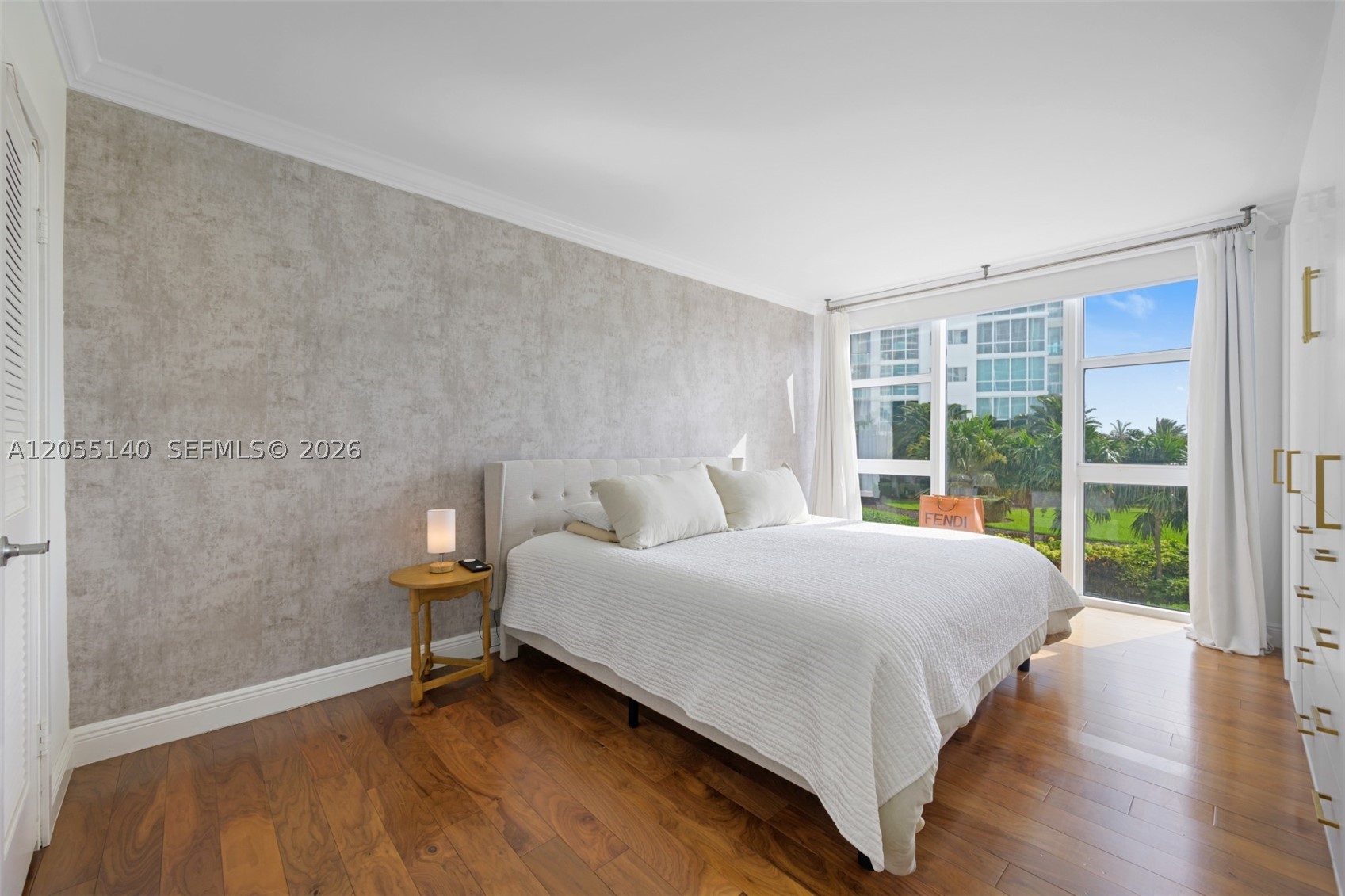 HARBOUR HOUSE - Residential