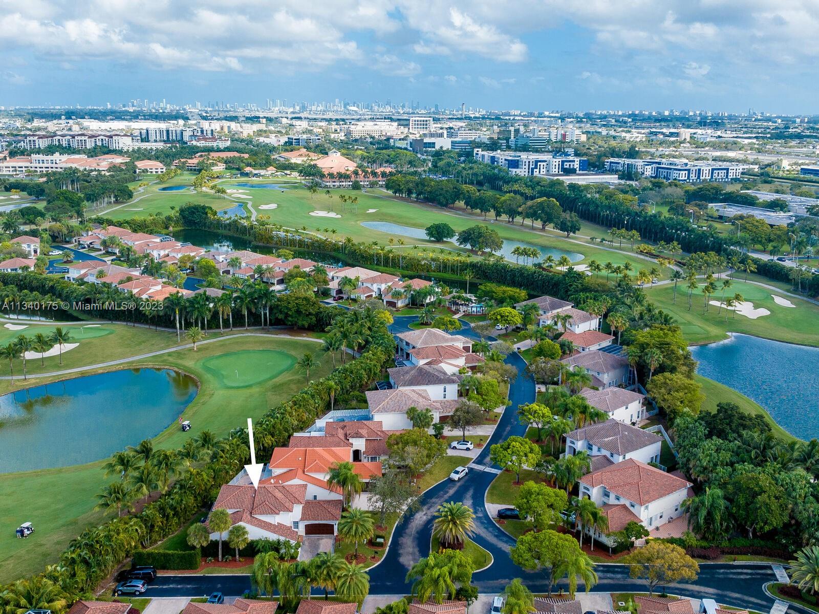 DORAL ESTATES VILLAS - Residential