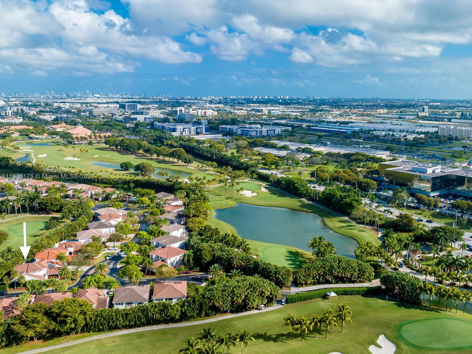 DORAL ESTATES VILLAS - Residential