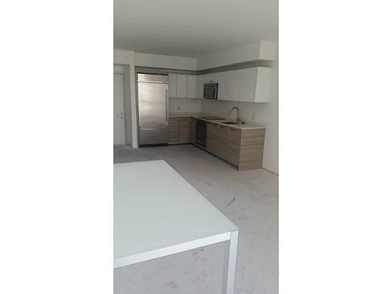 BRICKELLHOUSE - Residential Lease