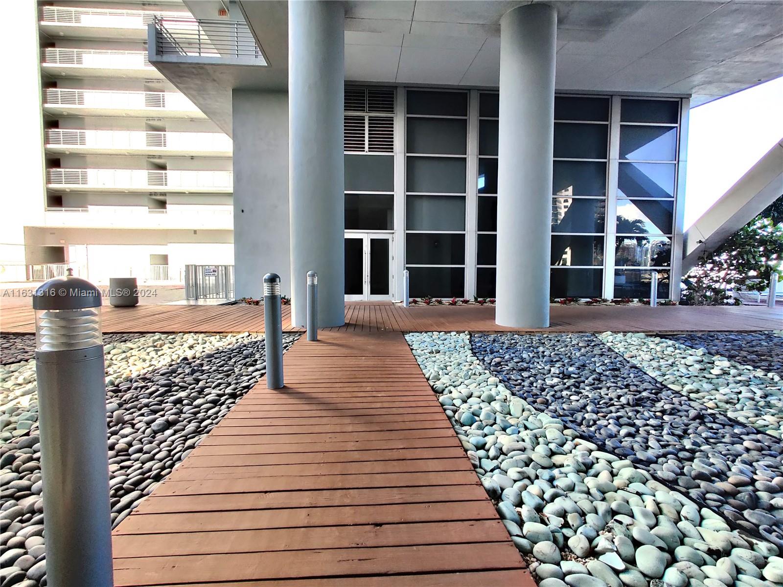 MARINABLUE CONDO - Residential Lease