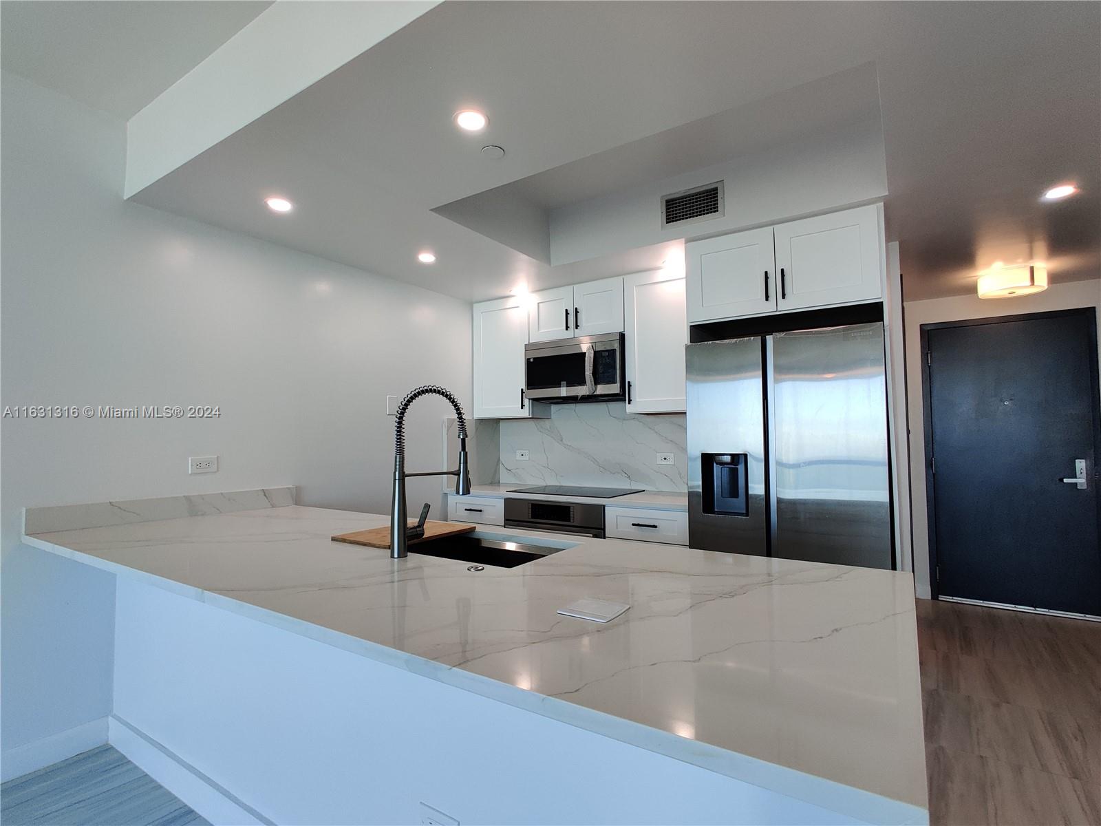 MARINABLUE CONDO - Residential Lease