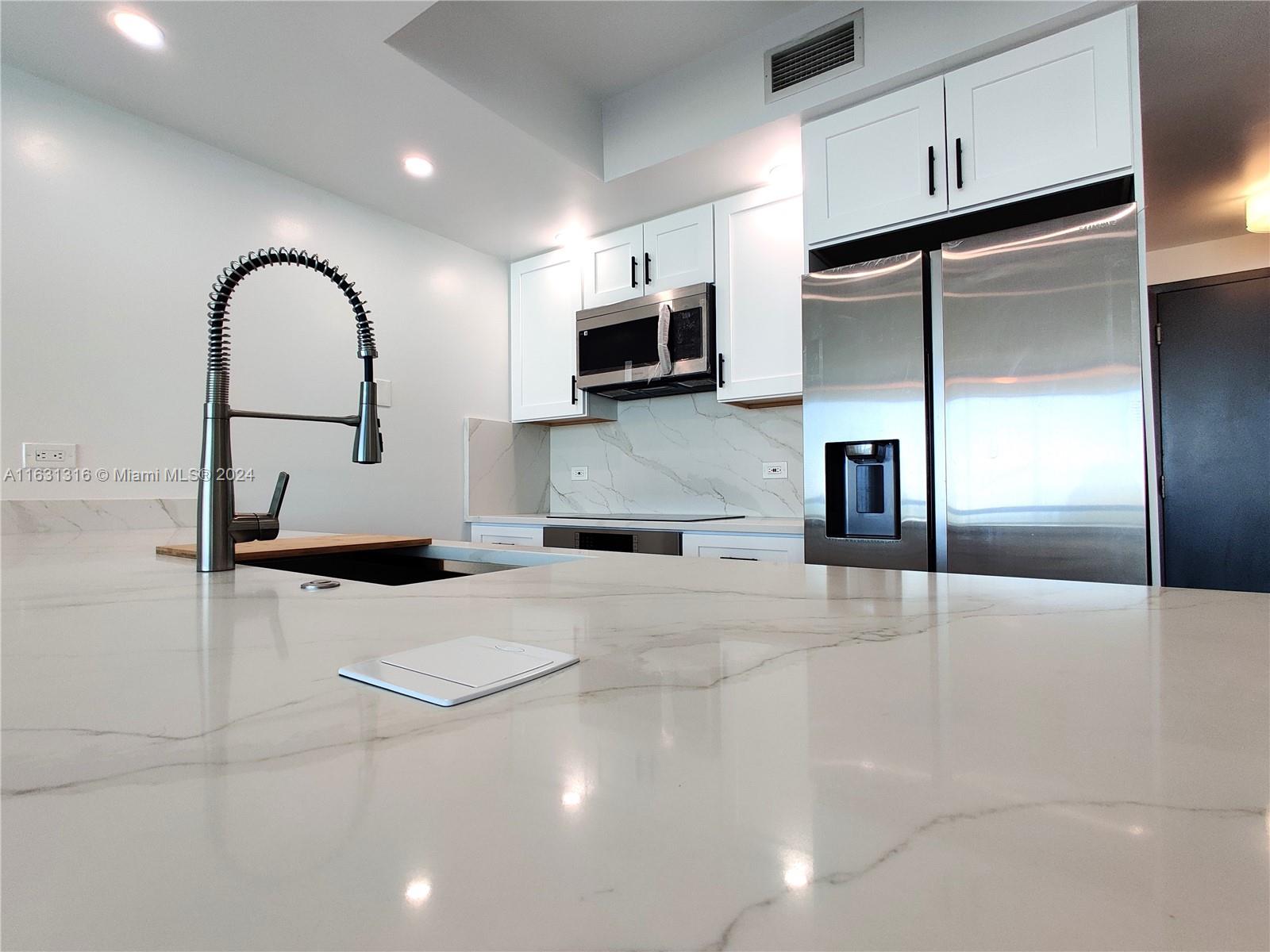 MARINABLUE CONDO - Residential Lease