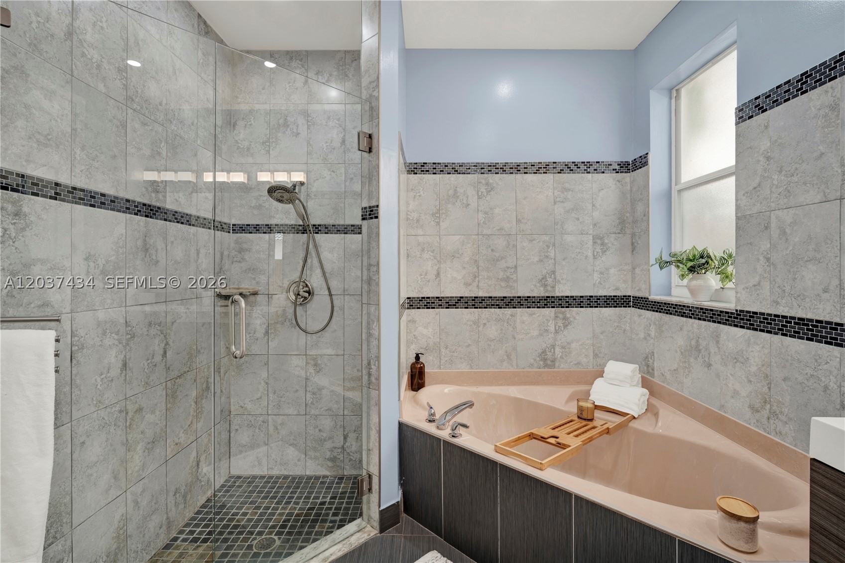 SAN MARINO VILLAGE - Residential Lease